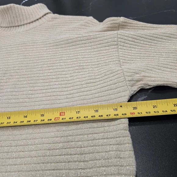 Zara Cream Ribbed Turtleneck Sweater - Picture 5 of 6